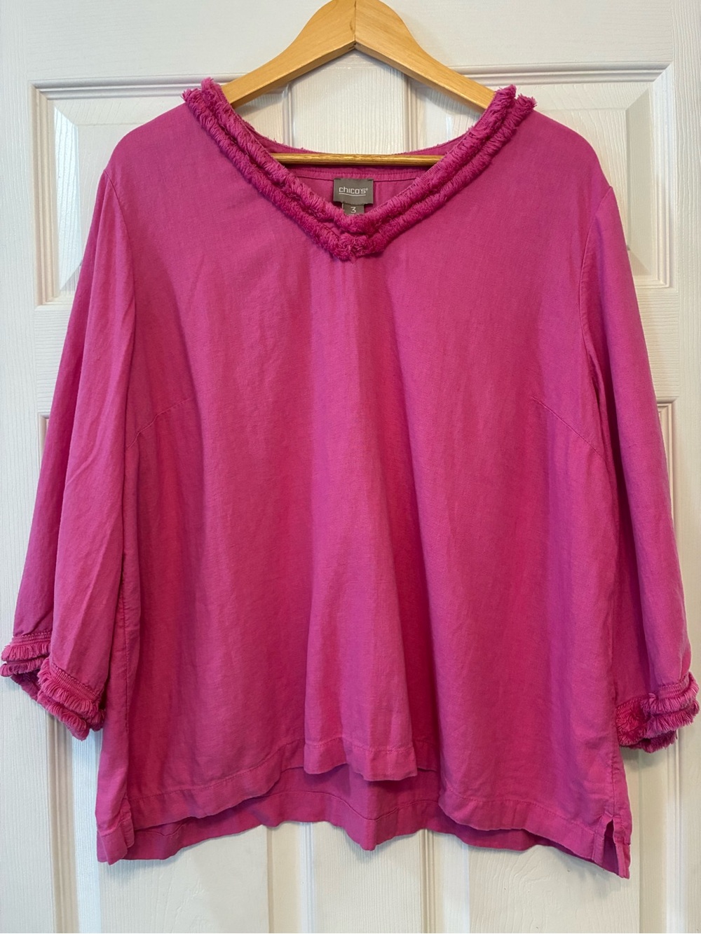 Chico's Linen Bright Magenta V-Neck Frayed Trim Tunic